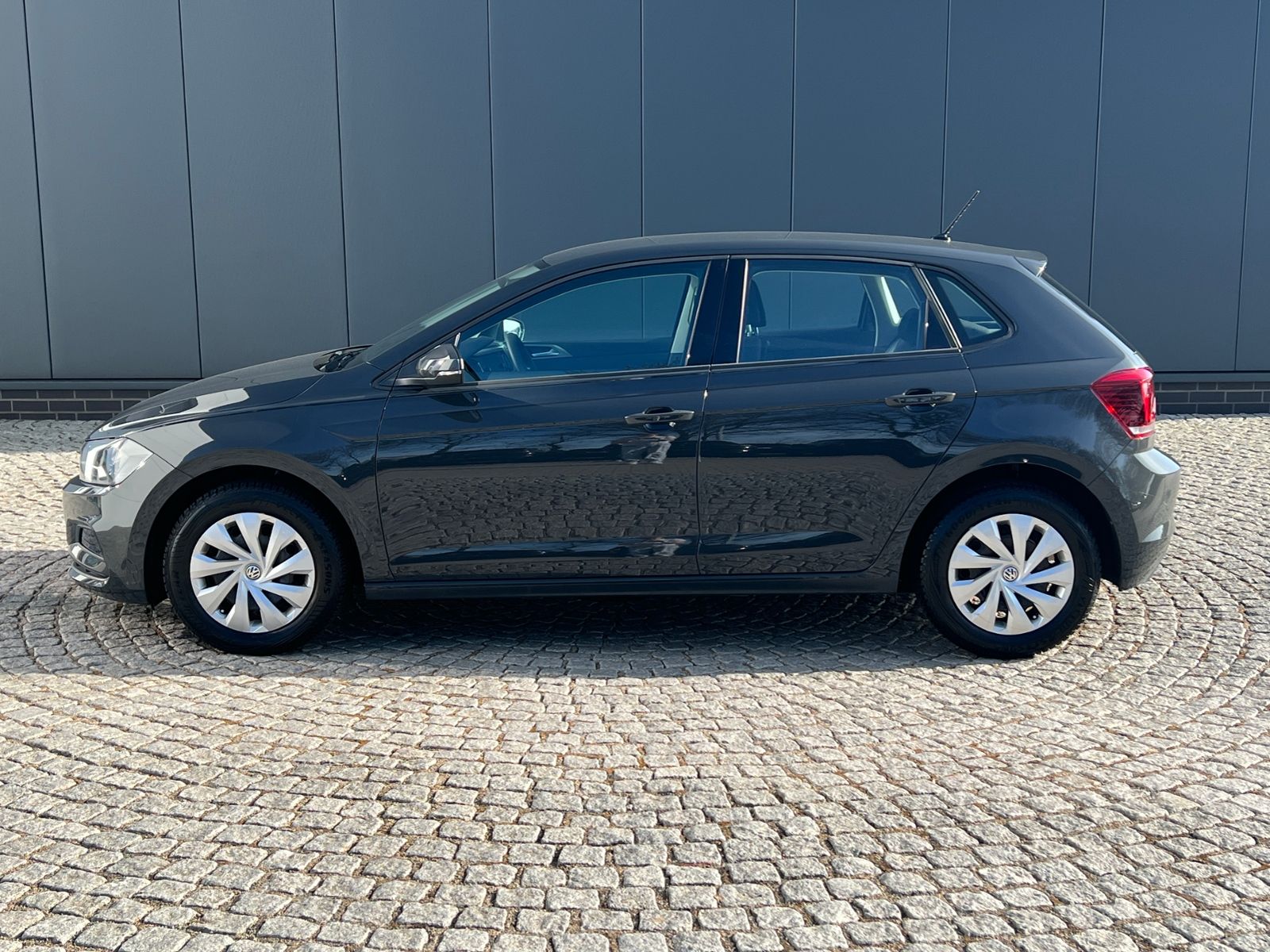 Fahrzeugabbildung Volkswagen Polo Comfortline 1.0 *Klima, Sitzhzg., Bluetooth