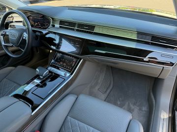 Audi A8 60 TFSI e quattro+AWS+4xe.Sitze+SCA+SBL+HUD++