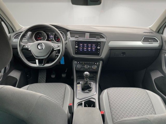Fahrzeugabbildung Volkswagen Tiguan 1.5TSI Comfortline AHK+BLUETOOTH+EPH+SITZ