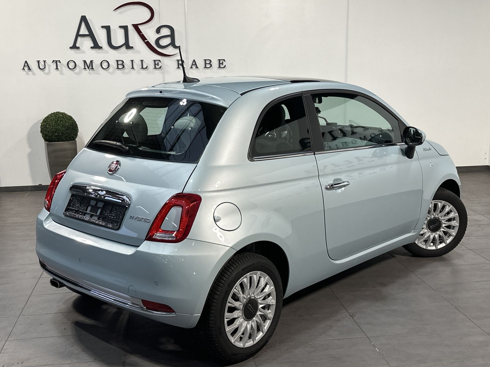 Fahrzeugabbildung Fiat 500 1.0 GSE Dolcevita PANORAMA+KOMFORT-PAKET+PP
