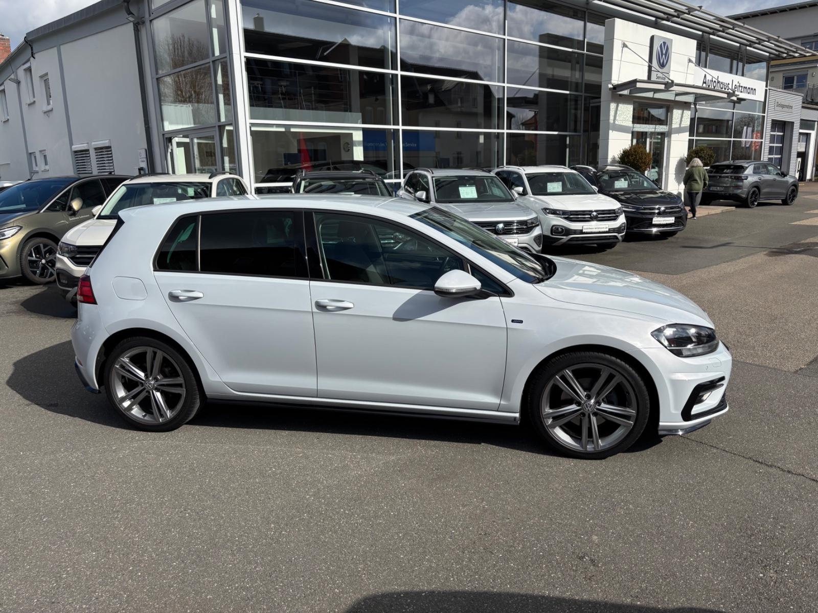 Volkswagen Golf VII Lim. Join ,R-Line-Paket,Navi,