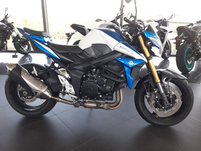 Suzuki GSR 750 Z / 1.Hand / Herbstangebot -500,-€