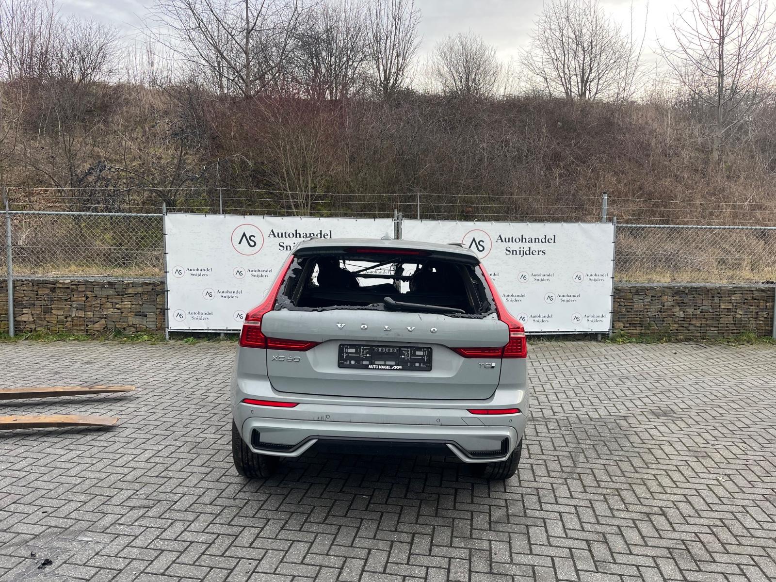 Volvo XC 60 XC60 Plus Dark Recharge Plug-In Hybrid AWD