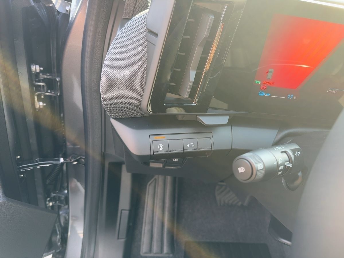Fahrzeugabbildung Renault Scenic E-Tech 100% ele Techno 220 Long Range