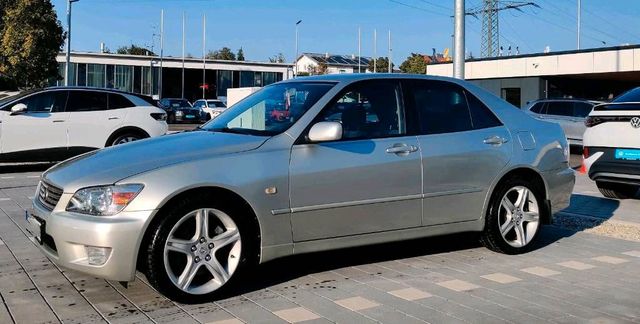 Altele Lexus IS 200 Sport *noch angemeldet*