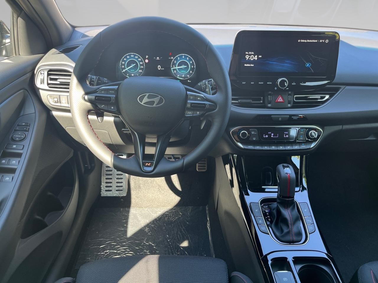 Fahrzeugabbildung Hyundai i30 N-LINE X *KLIMAA*CARPLAY*NAVI*BT*SHZ*LHZ*USB