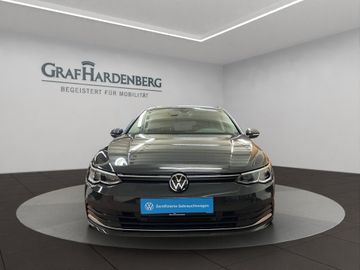Volkswagen Golf - 8