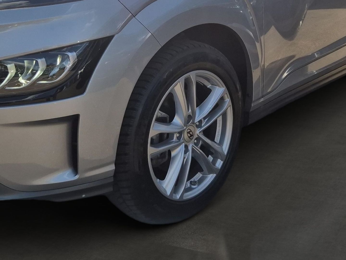 Fahrzeugabbildung Hyundai KONA Advantage Navi Apple CarPlay Android Auto K