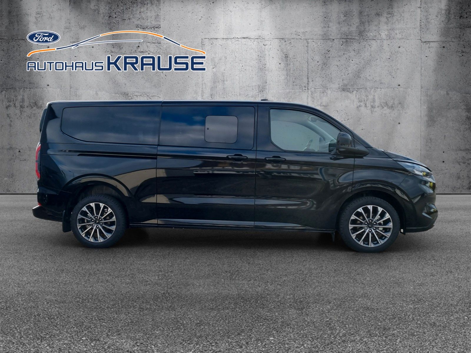 Fahrzeugabbildung Ford Tourneo Custom Bus 320 L2 Tourneo Titanium X AWD