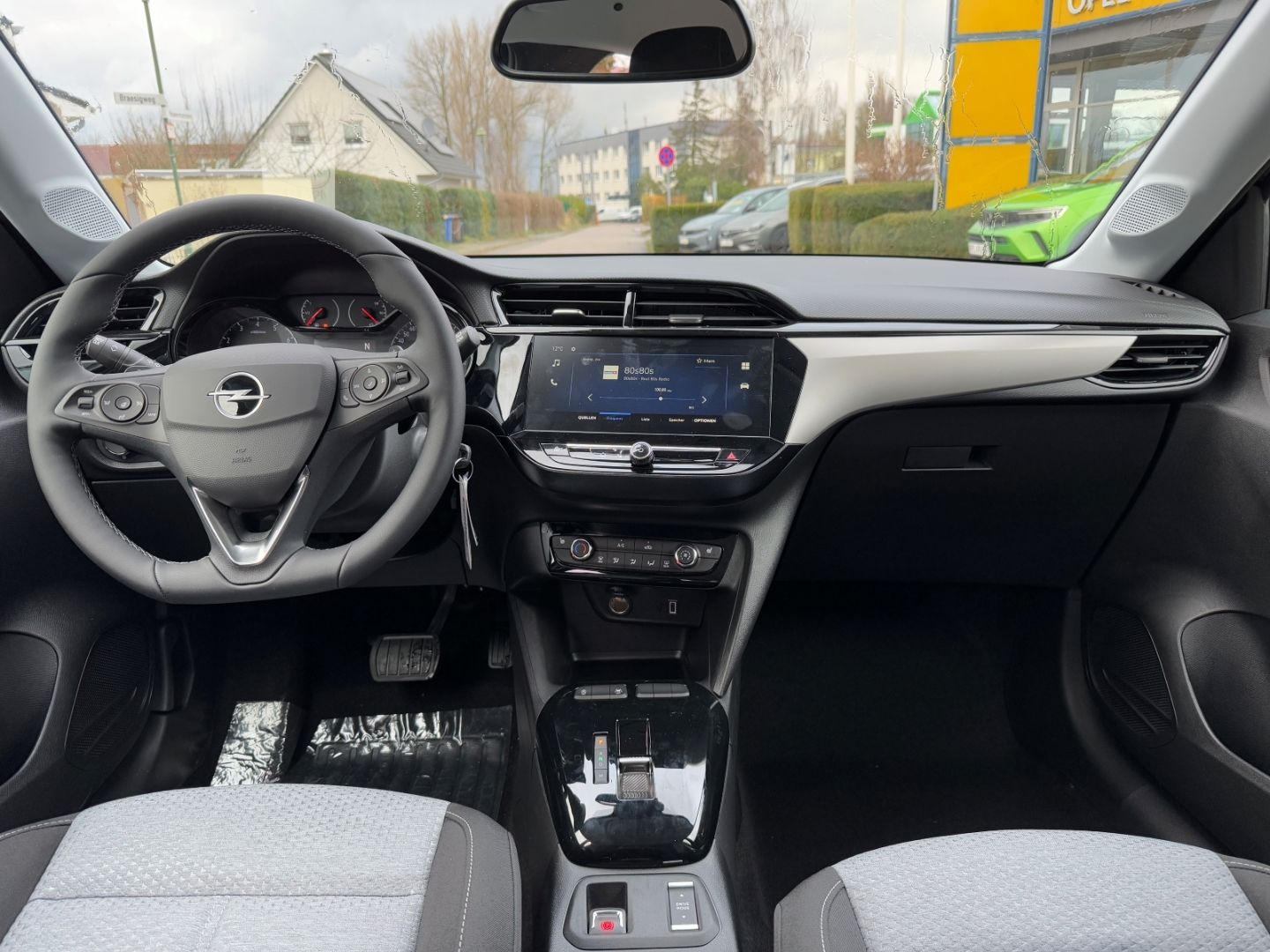 Fahrzeugabbildung Opel Corsa F 1.2 Turbo mit Sitz- und Lenkradheizung