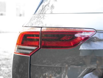 Volkswagen Golf - 10