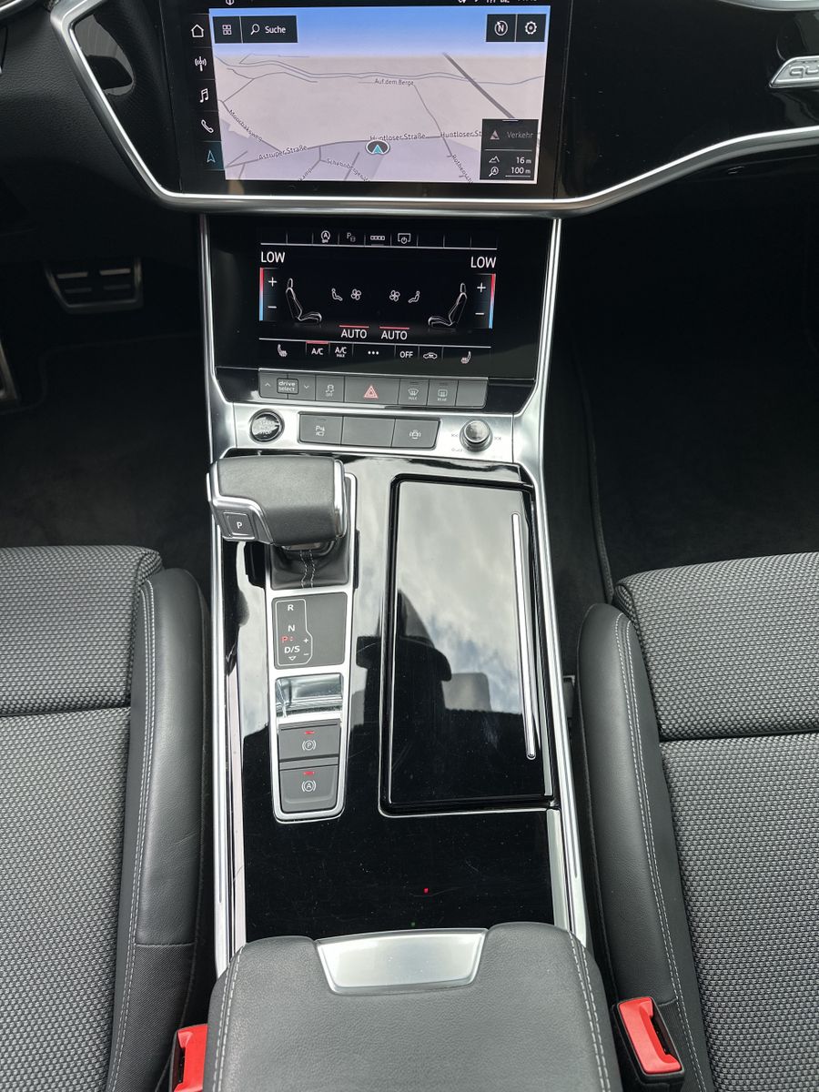 Fahrzeugabbildung Audi A6 45 TDI Qu S-Line Black NAV+MATRIX+PANO+KAMERA