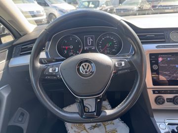 Volkswagen Passat Variant - 10