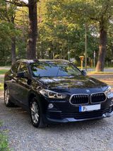BMW X2 xDrive20d Automatik LED Navi Head Up - BMW X2 von privat