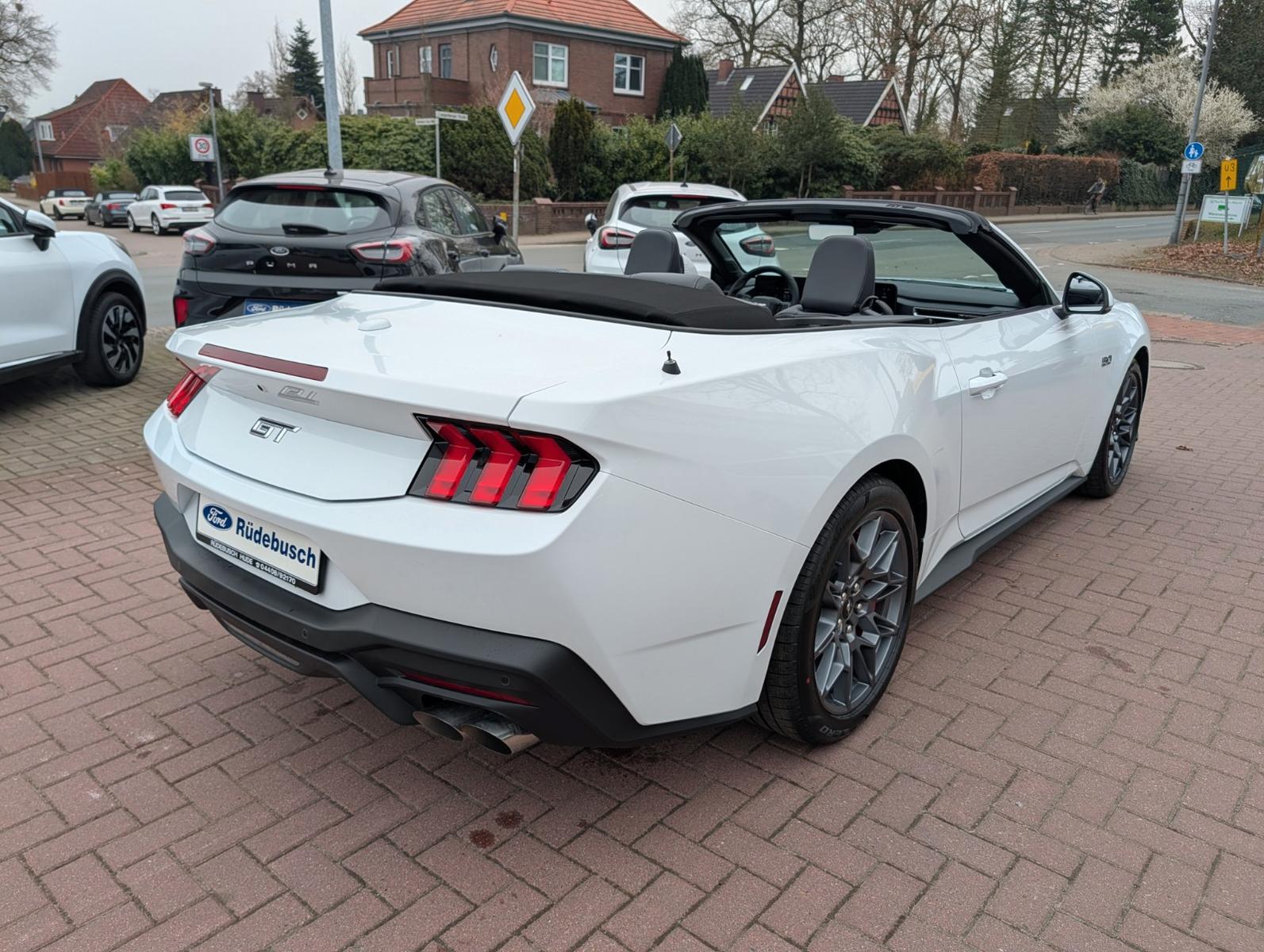 Ford Mustang Convertible 5.0 l Ti-VCT V8 GT Auto