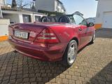 Mercedes-Benz SLK 200 Kompressor - - Mercedes-Benz SLK 200: Rot