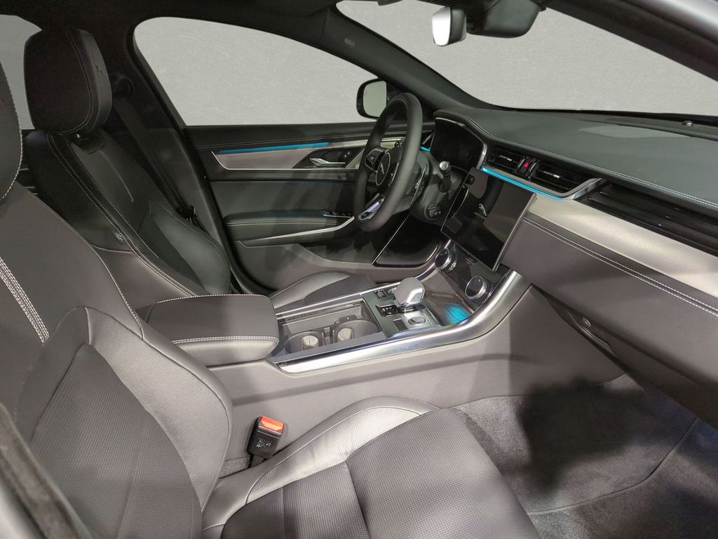Jaguar XF D200 Sportbrake R-Dynamic Black 526,- OHNE AN