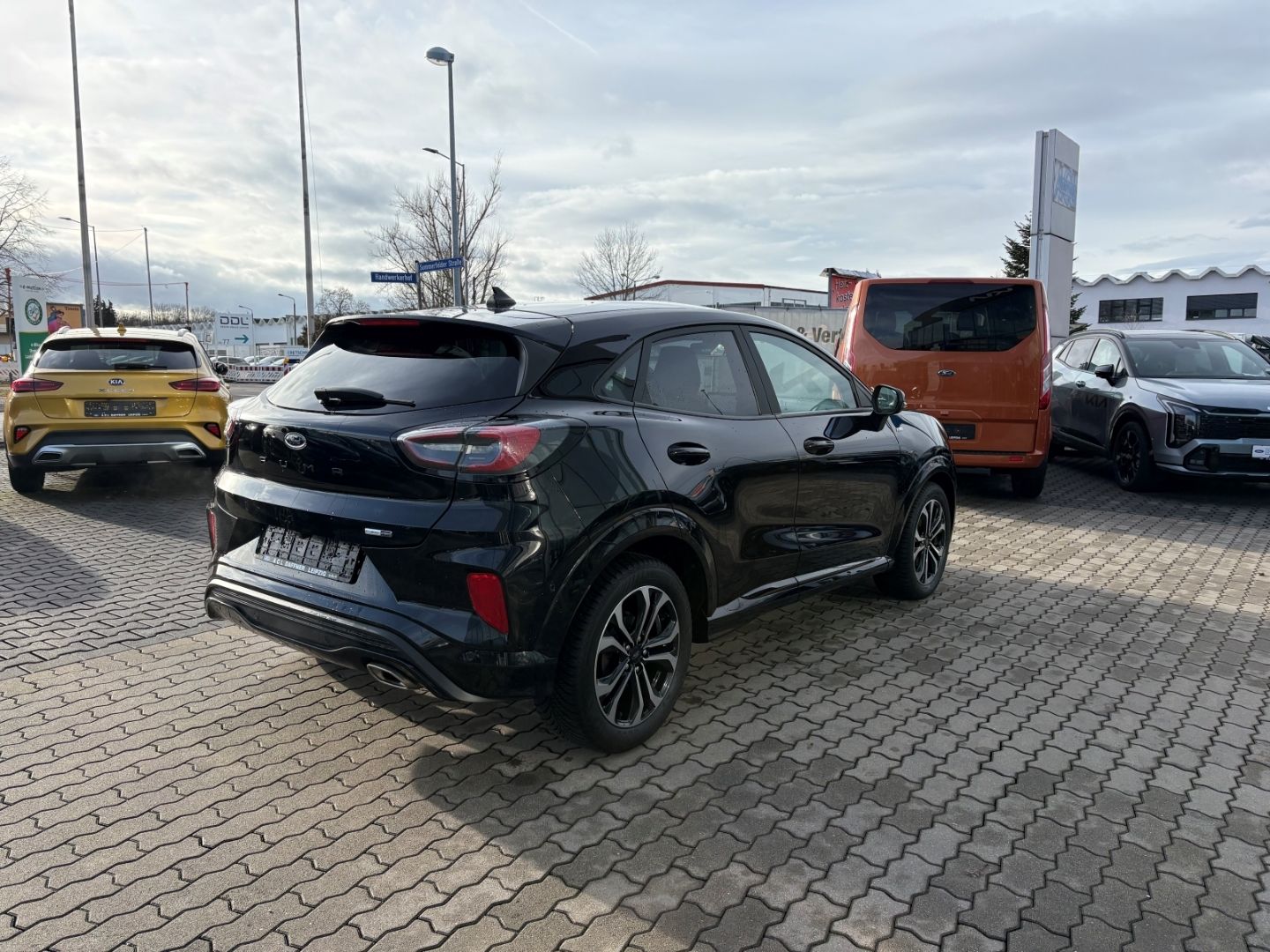 Fahrzeugabbildung Ford Puma ST-Line Navi LED ACC DAB SHZ LenkradHZG