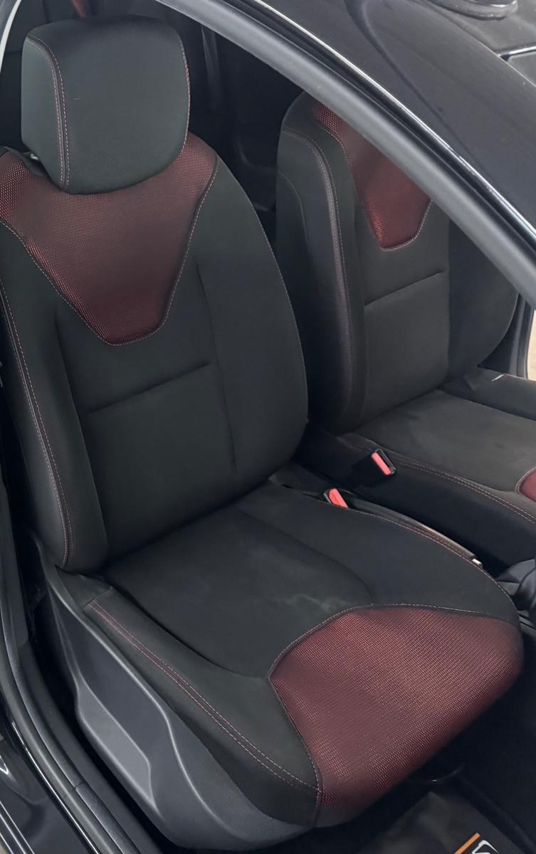 Renault Clio 2015 — photo 14