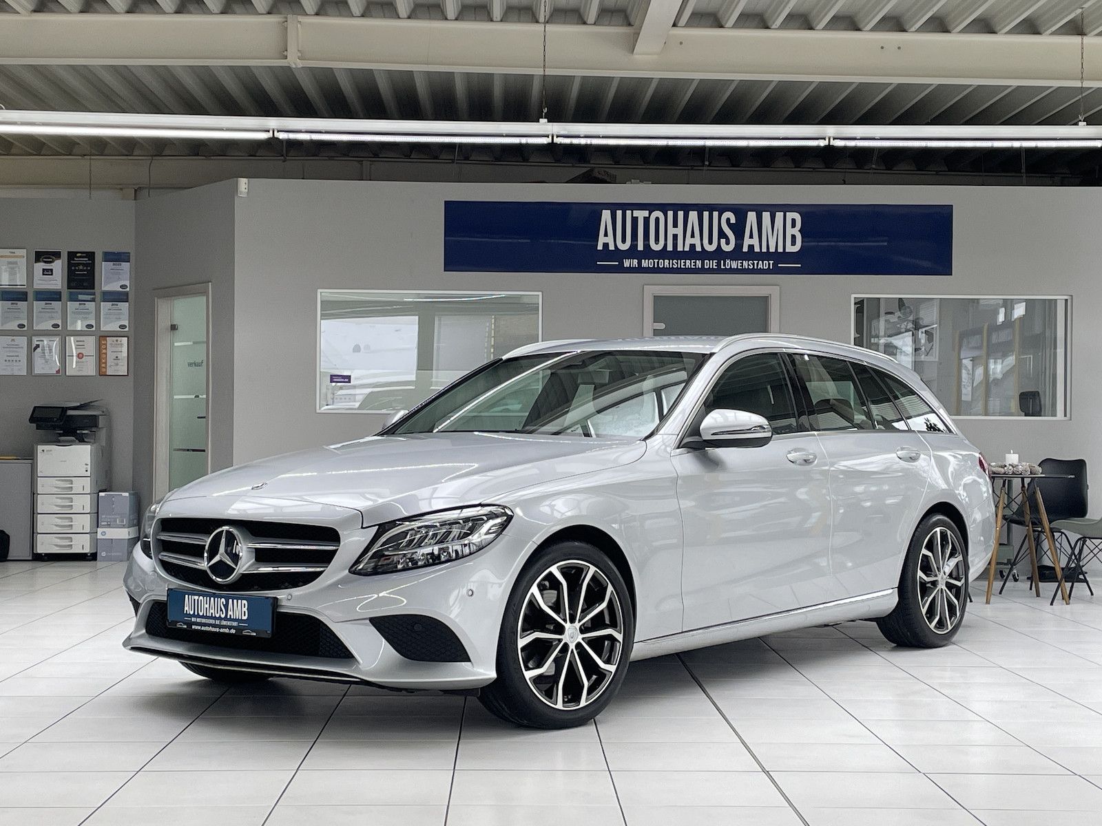 MERCEDES-BENZ C 180 T CGI Navi Sitzh. Kamera LED GRA AHK