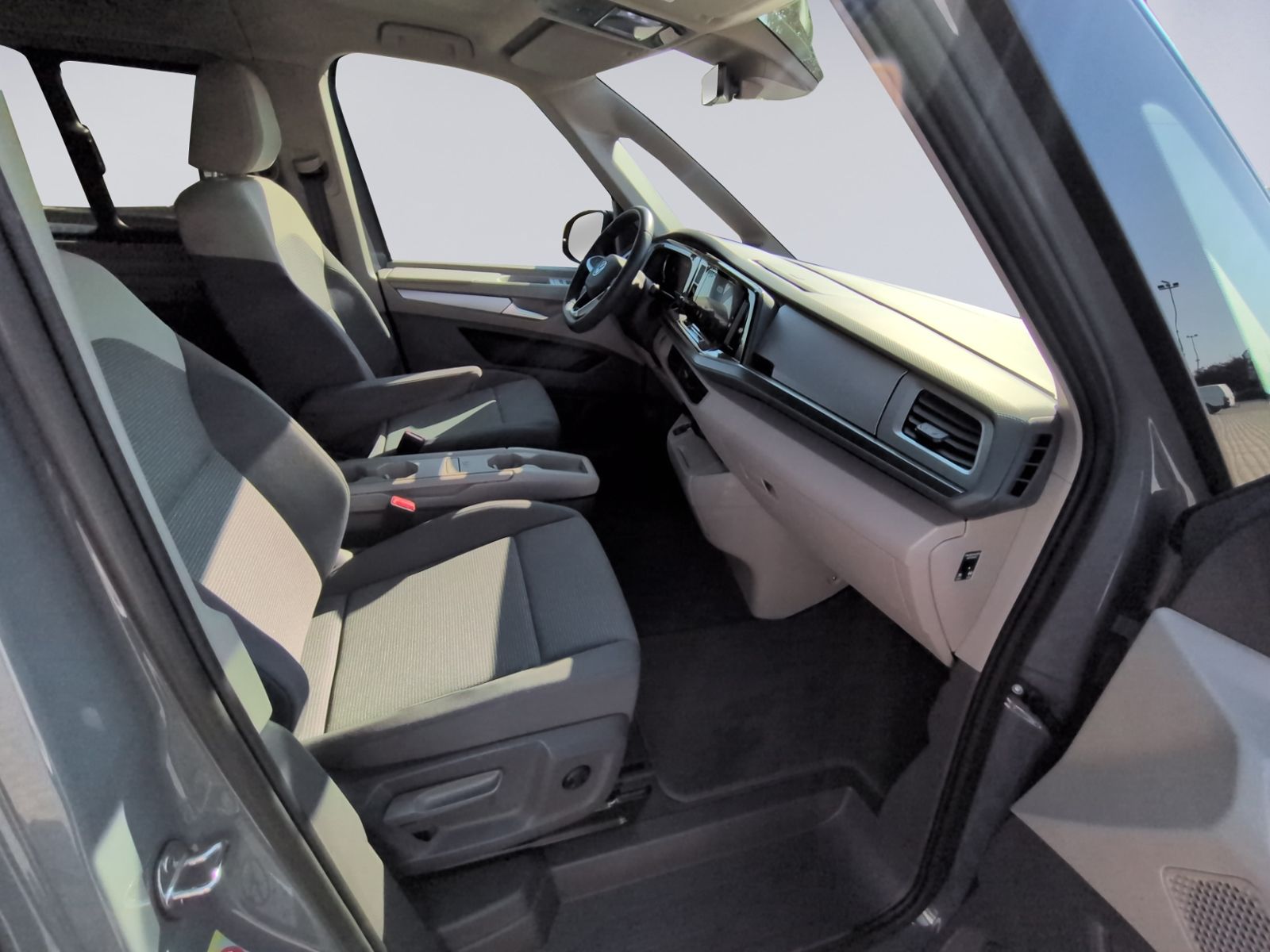 T7 Multivan 2.0 TDI LÜ Klima LED Navi Alu
