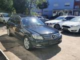 Mercedes-Benz C 250 C -Klasse T-Mod.Avangr- Atm 98tkm - gebrauchte Mercedes-Benz C 250 aus dem Jahr 2010