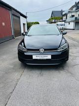 Volkswagen Golf 1.0 TSI 63kW Trendline, Klima, Navi - Volkswagen Golf: 6.0