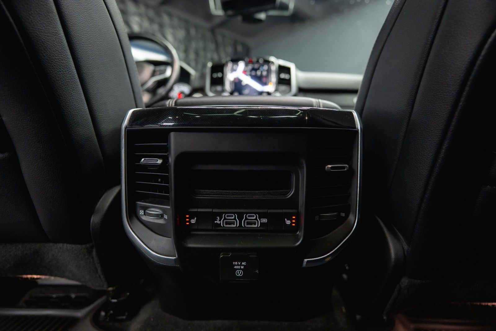 Fahrzeugabbildung Dodge RAM 5.7 V8 HEMI 4x4 LARAMIE LPG Offroad-Bodylift