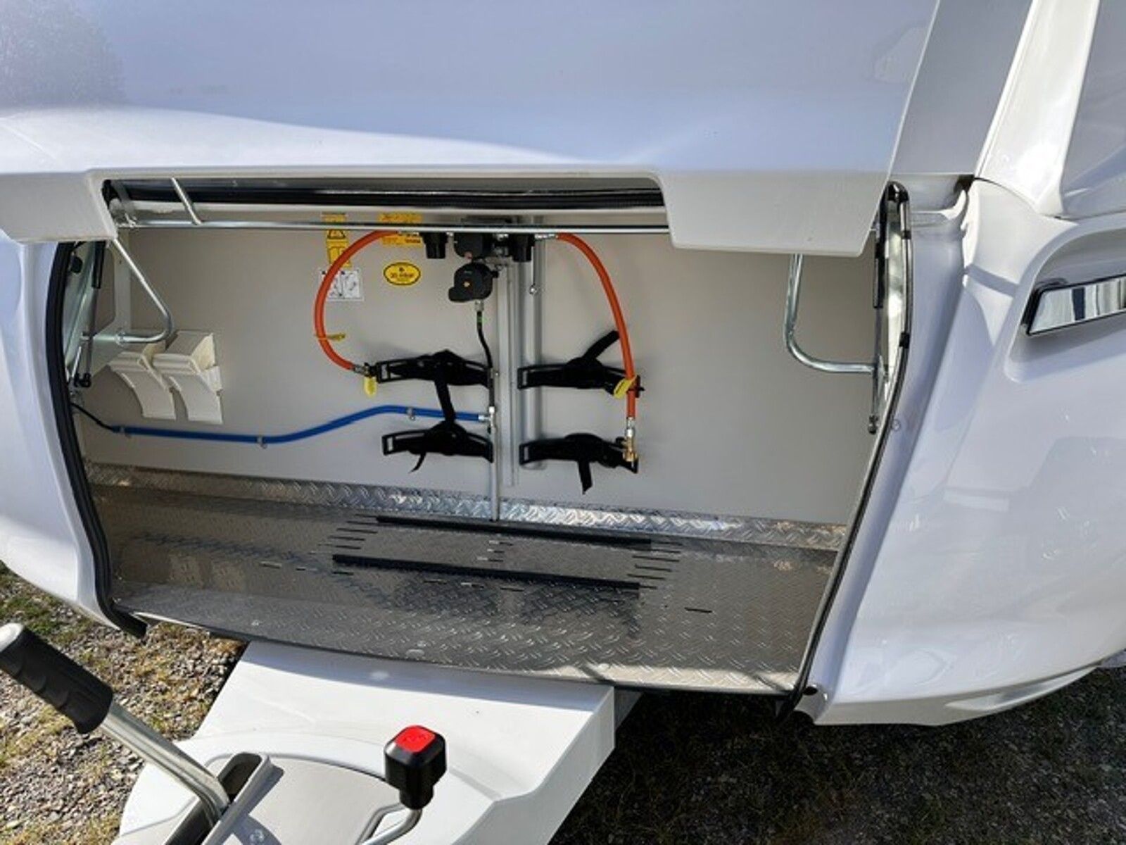 Fahrzeugabbildung Tabbert Puccini 655 EL 2.5 Backofen Einzelbetten 2760kg
