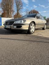 Opel Omega B 2,5V6 Automatik. Tüv2/27. neu... - Opel Omega: 2.5
