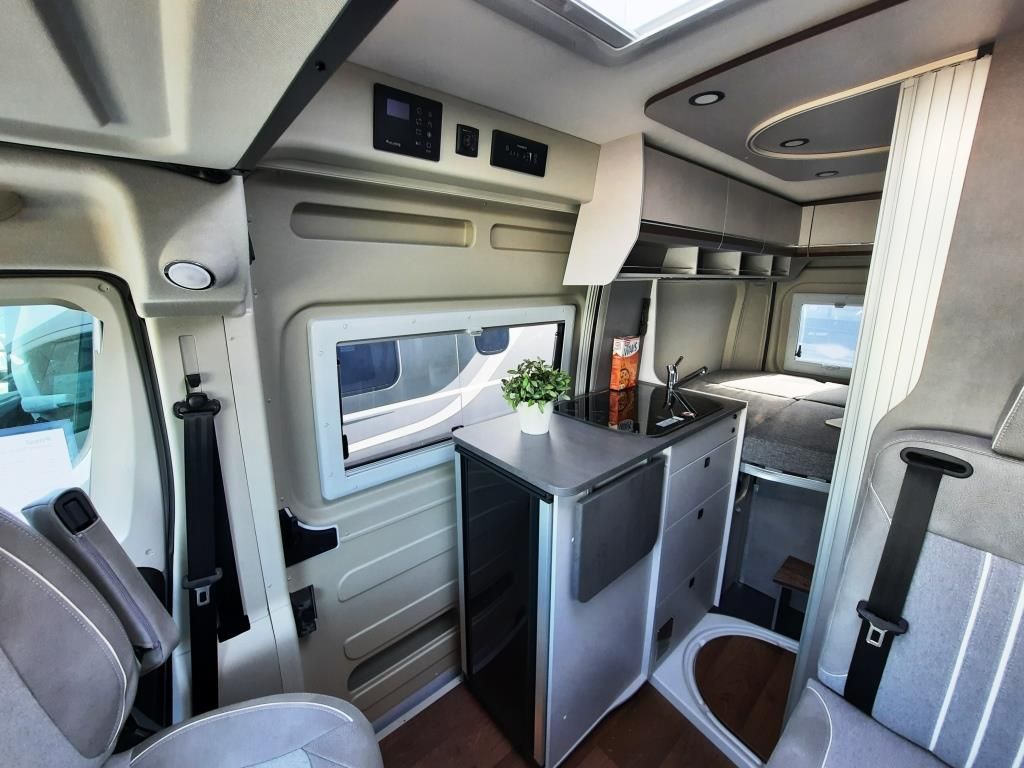 Fahrzeugabbildung Pössl Summit SHINE 540 R Tageszulassung 11.552 € spare
