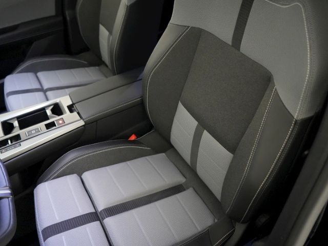 Grandland B GS HYBRID eDCT+LED MATRIX+NAVI+360 G