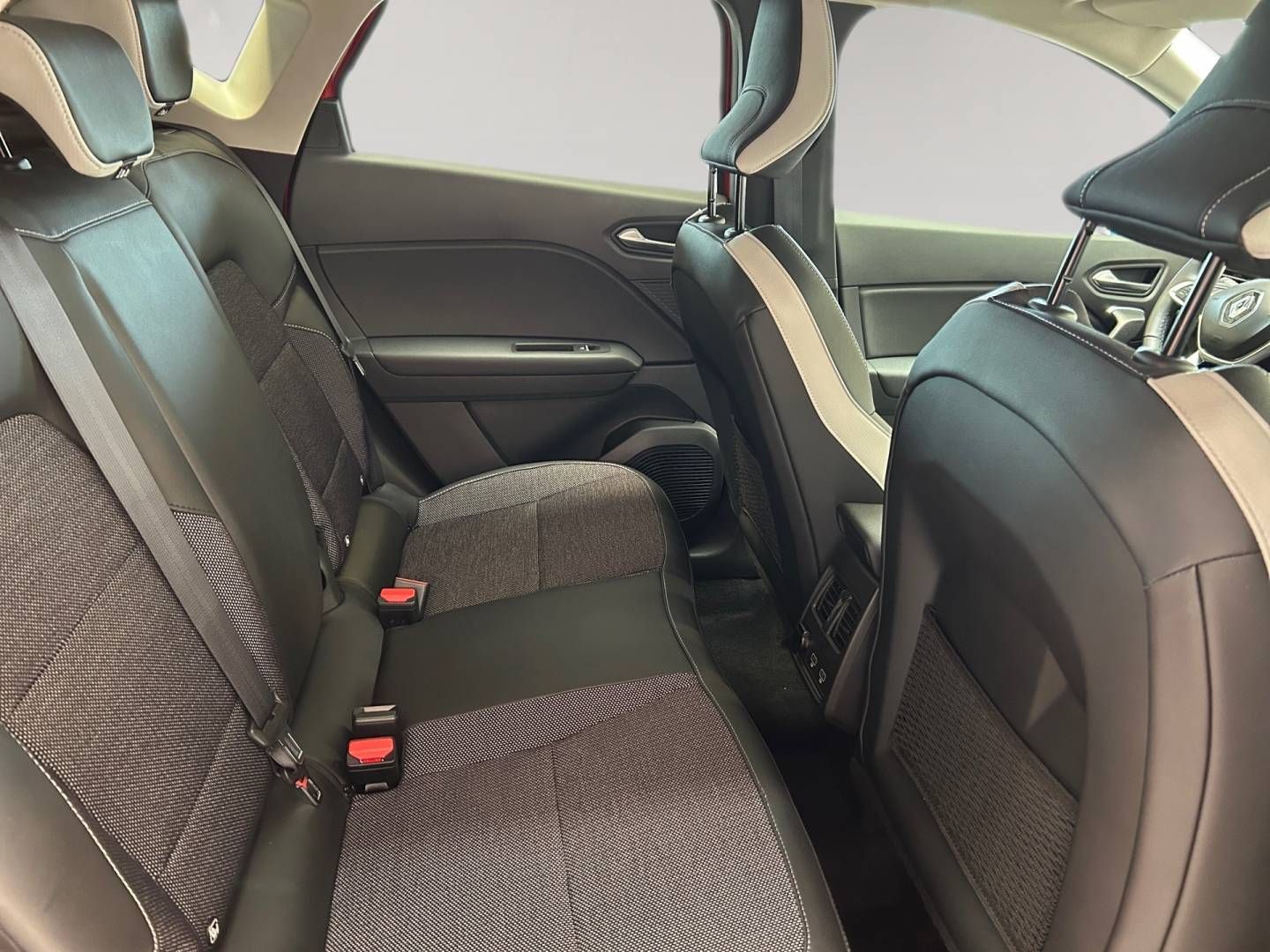 Fahrzeugabbildung Renault Captur TCe 100 LPG Intens