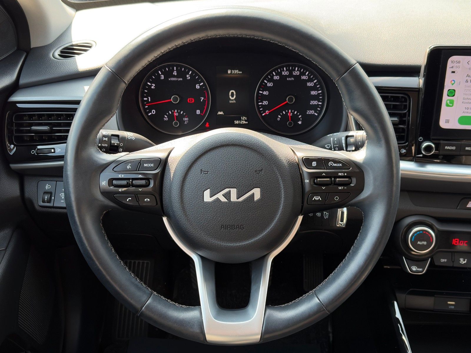 Fahrzeugabbildung Kia Stonic 1.2 Vision Temp. PDC LHZ SHZ LKA CarPlay