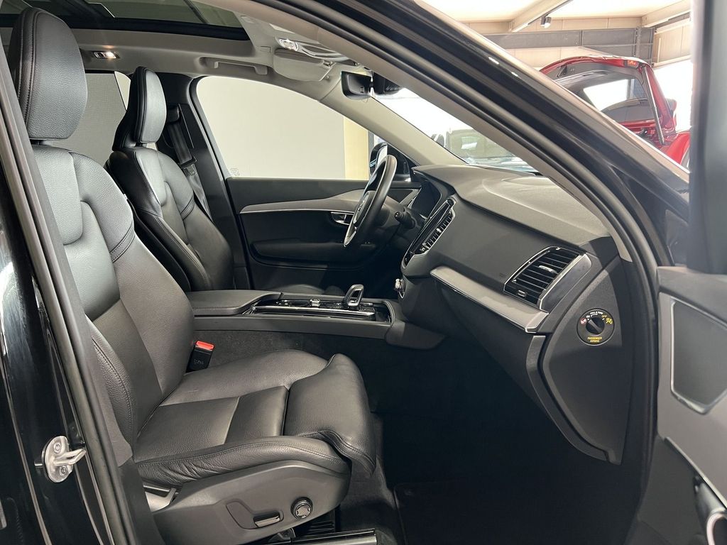 Volvo XC90 B5 (D) Momentum Pro AWD BLIS HeadUp Pano