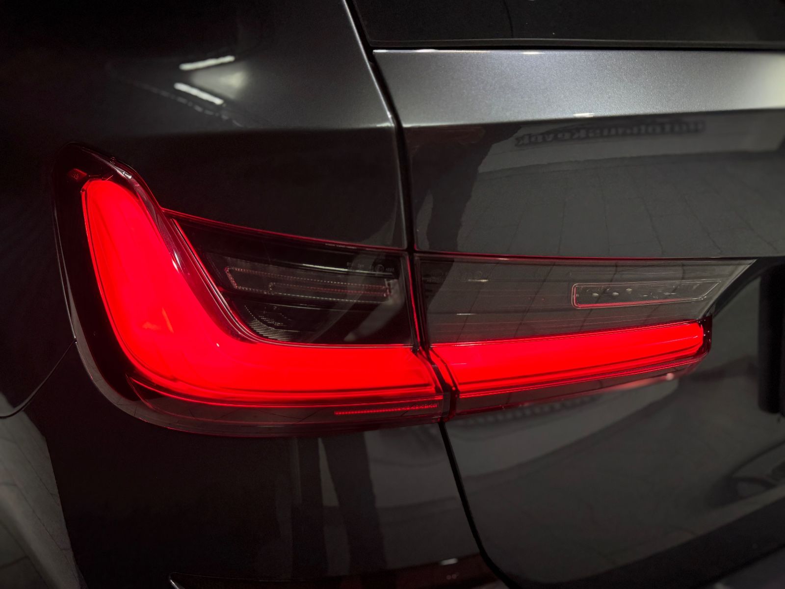 Fahrzeugabbildung BMW M340i Touring xDrive|LASER|HEAD-UP|AHK|ACC|