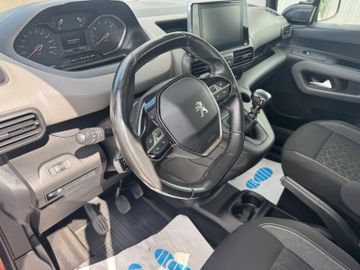 Peugeot Rifter - 8