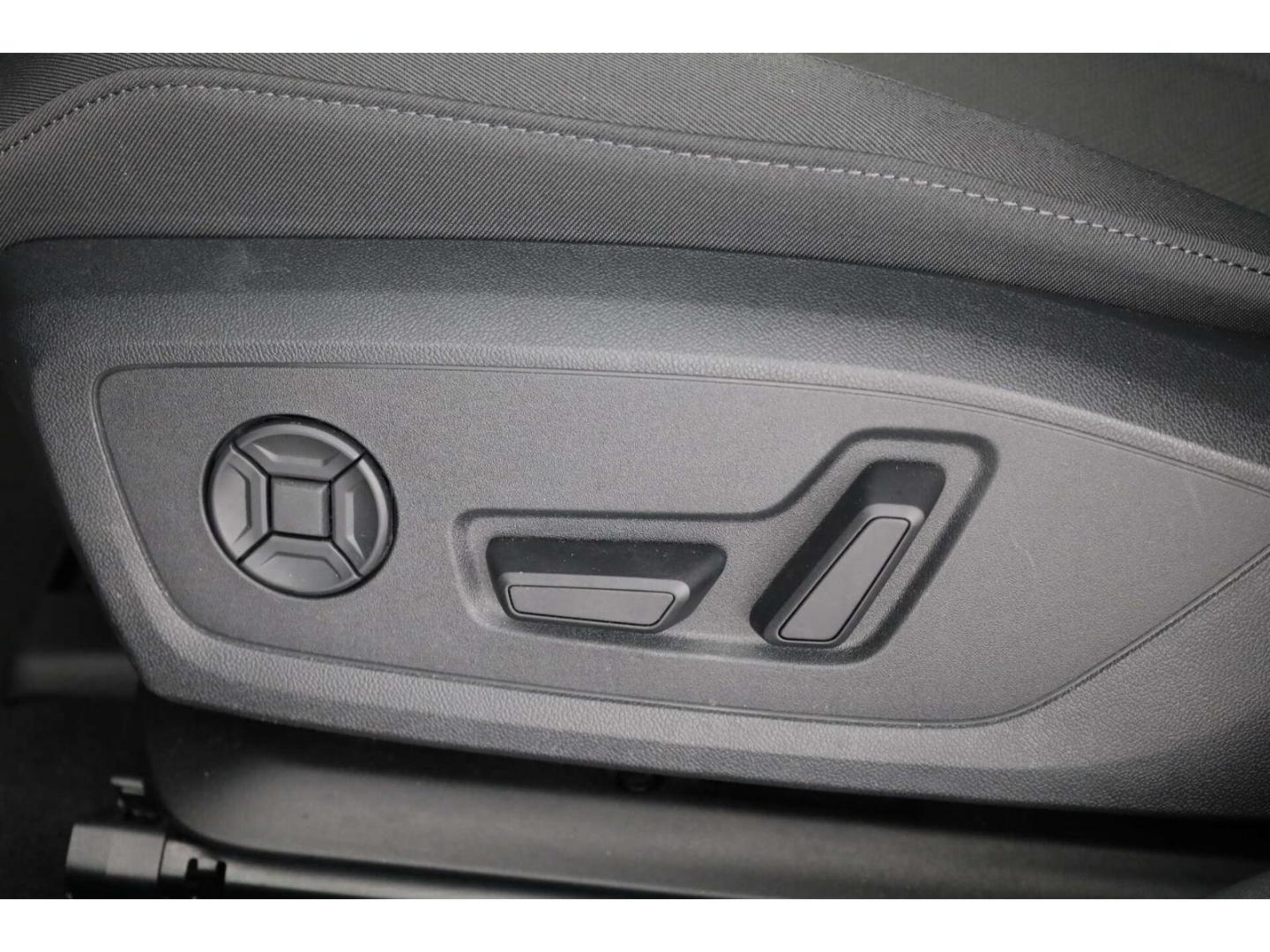 Audi A3 Sportback TFSI S-Tronic NAV/Sportsitze/LED+, миниатюра 19