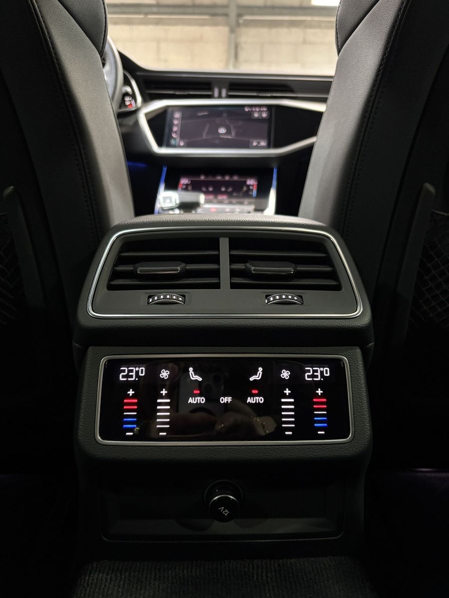 Fahrzeugabbildung Audi A6 45TDI qua S line sport #Matrix#Black#B&O#Pano