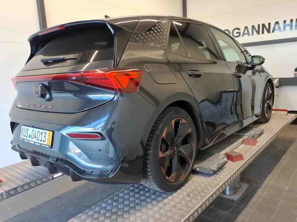 Cupra Born 204PS/62kWh ACC+TOTW+KESSY+RKAM+behLR+SHZ imagem 2