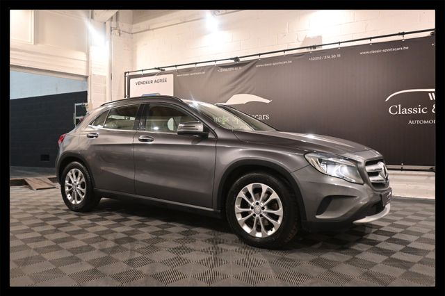 Mercedes-Benz GLA 180d AUTO/CUIR/CAMERA/GPS NAVIGATION !