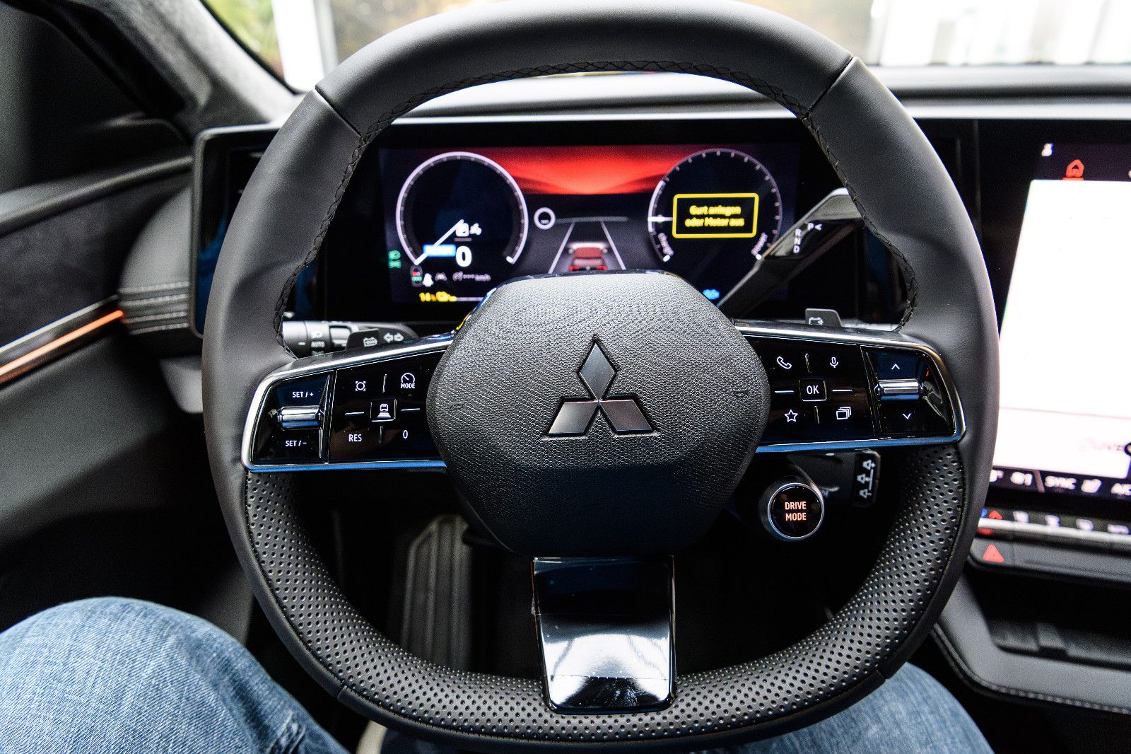 Fahrzeugabbildung Mitsubishi Eclipse Cross Diamant TOP *22KW Laden