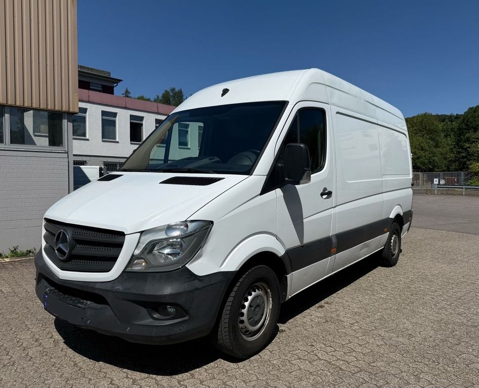 Image of Mercedes-Benz Sprinter