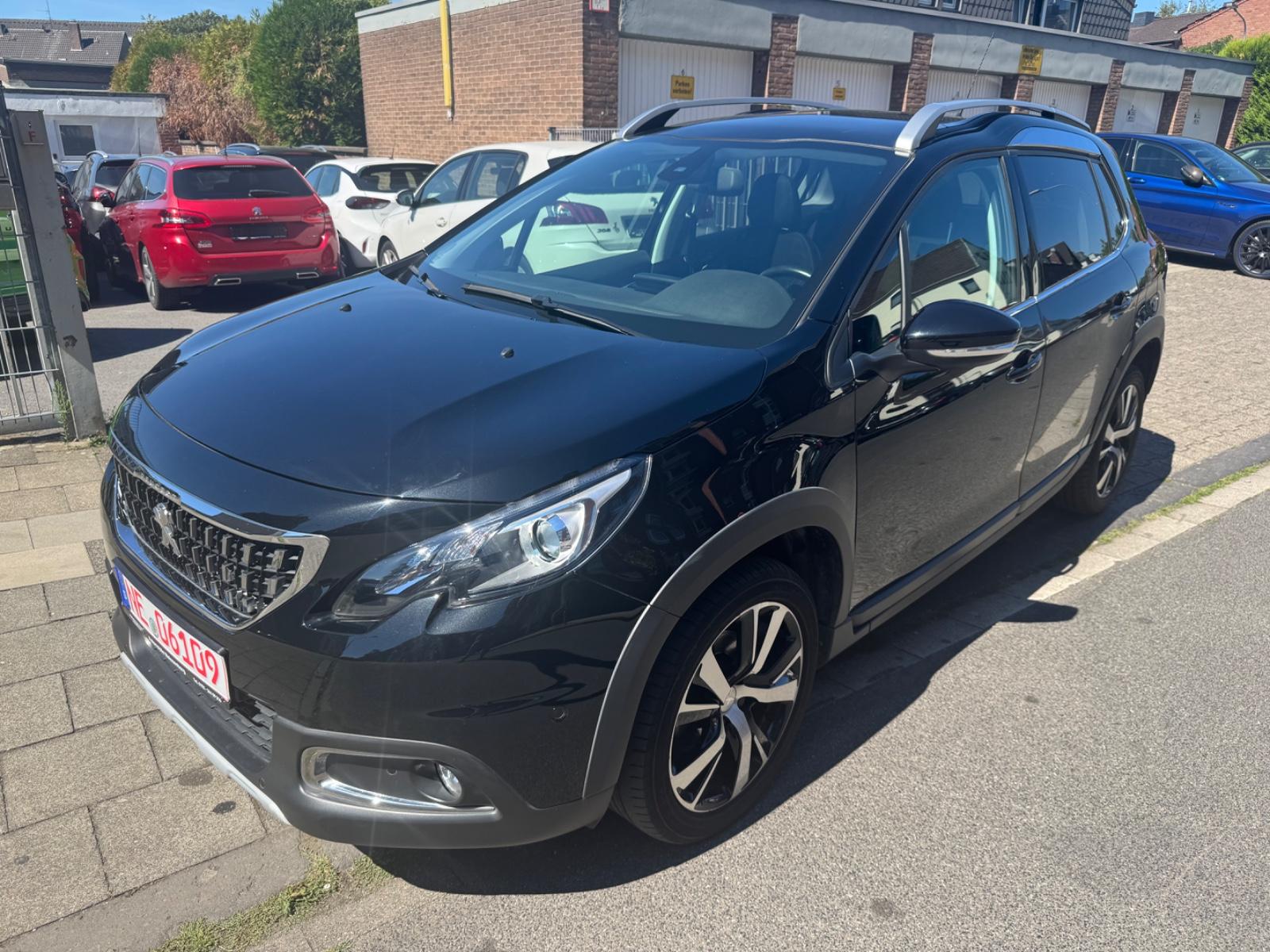 Peugeot 2008 Allure-Panorama-Kamera-2xPDC-ZR 04/25 NEU