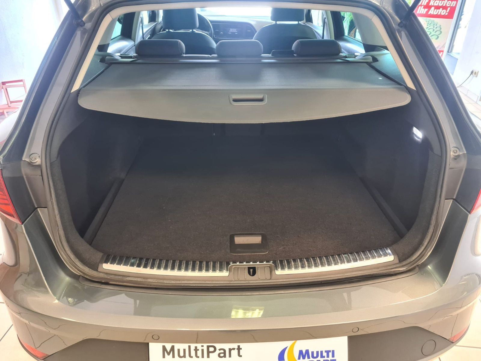 Fahrzeugabbildung SEAT Leon ST FR / KAMERA / SCHECKHEFT / GEPFLEGT