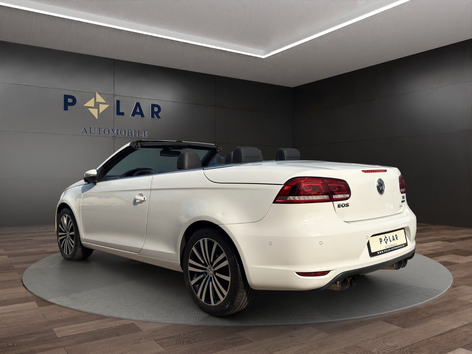 Fahrzeugabbildung Volkswagen Eos Sport&Style *Pano*Kamera*Bi-Xen*Parklenkass*