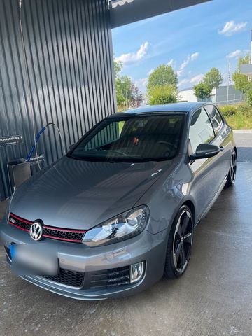 Volkswagen Vw Golf 6 GTI  TÜV neu