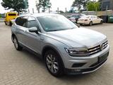 Volkswagen Tiguan Allspace Highline - VW Tiguan Allspace Unfallwagen