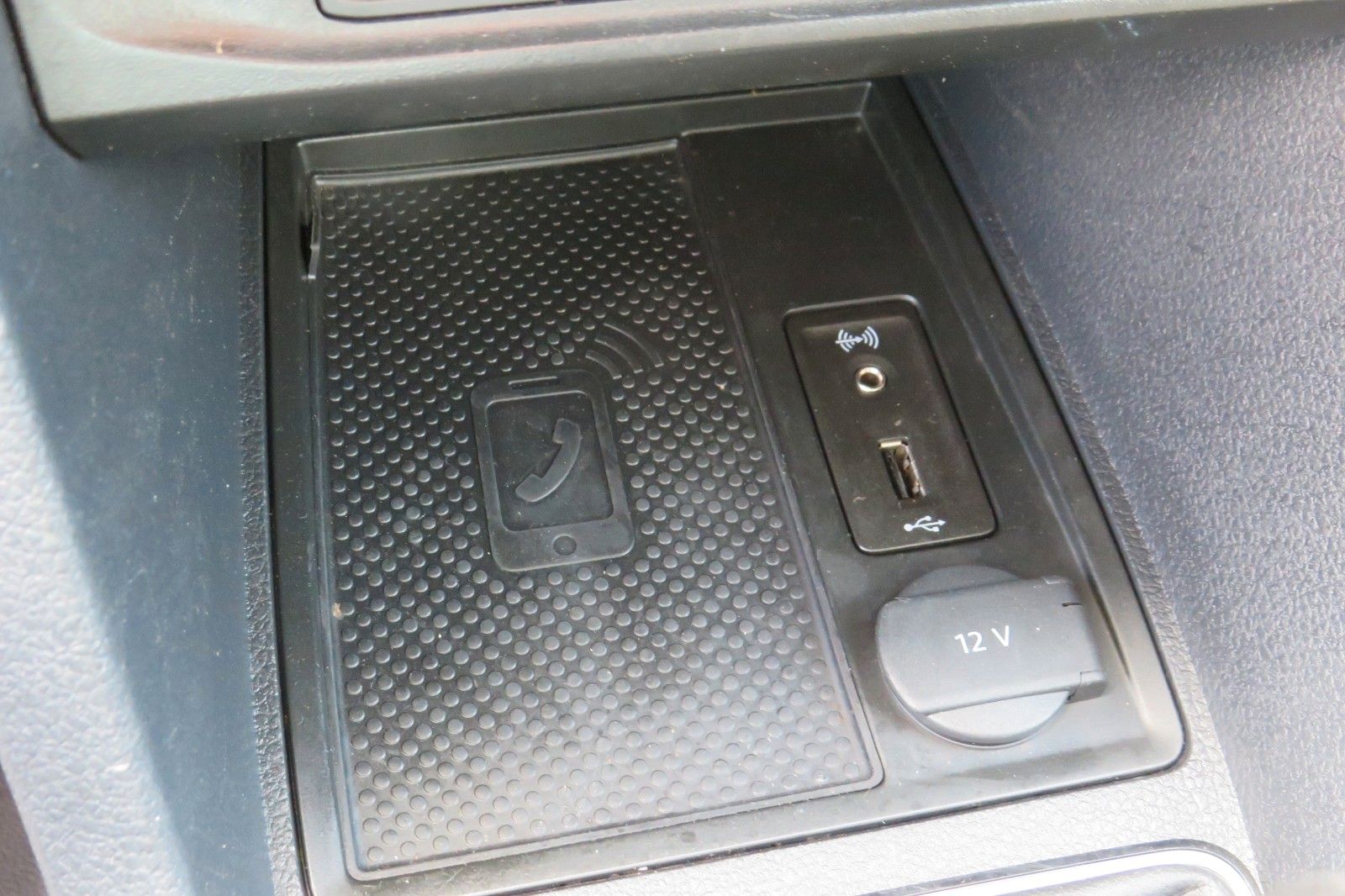 Fahrzeugabbildung Volkswagen Caddy MAXI Kasten LKW 2.0 TDI