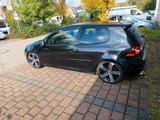 Volkswagen VW Golf GTI Edition 30 - Volkswagen Golf: V GTI Edition 30